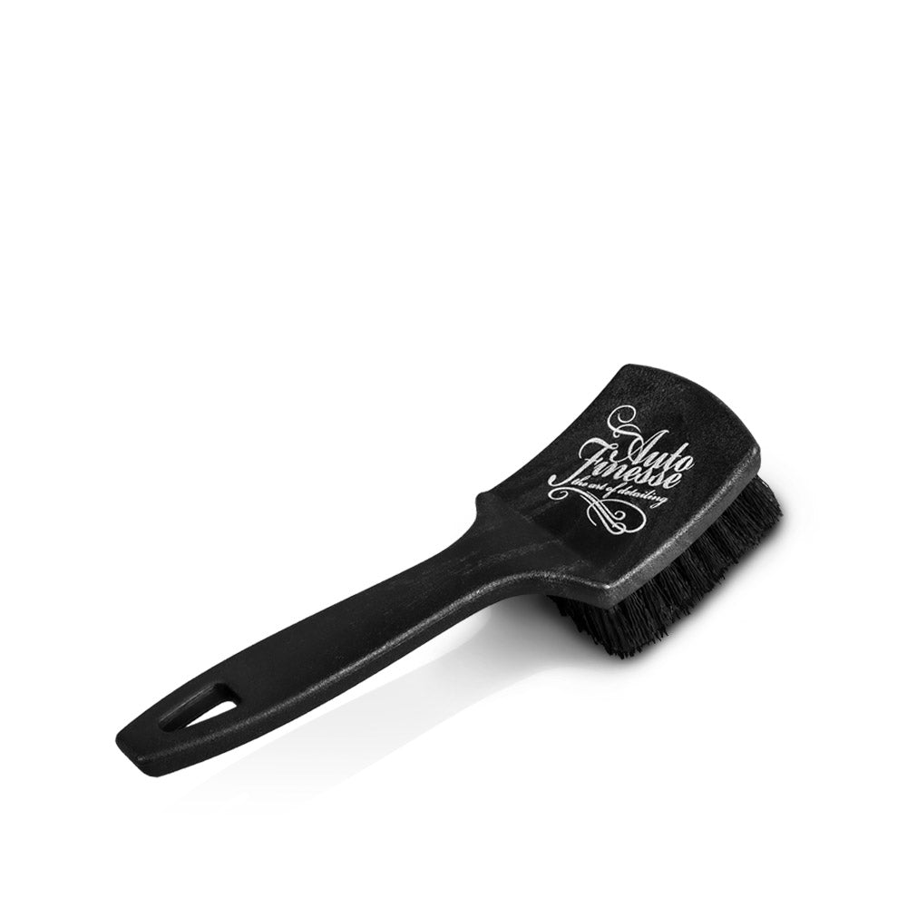 メンテナンス AUTO FINESSE - TREAD & RUBBER SCRUBBER Auto Finesse Rubber Scrubber – Inspire Car Care